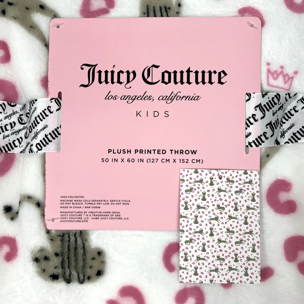 Juicy Couture - ‘Leopards & Pink Spots’ Plush Throw. 50“ x 60“. NWT.